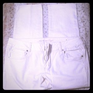 Cropped American Eagle white artist